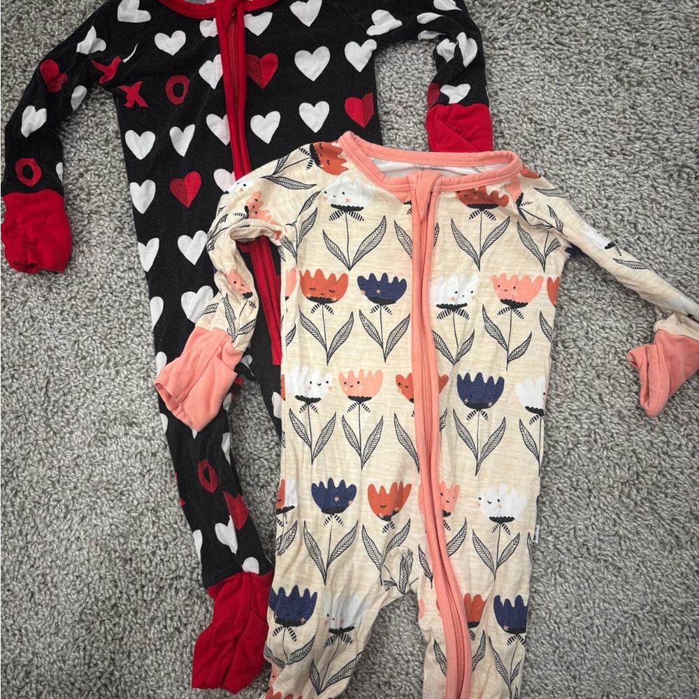 Little Sleepies Black and Cream Footies